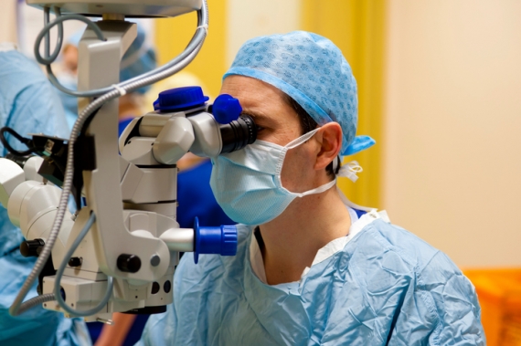 Cataract Surgery Doctor
