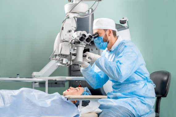 Cataract Surgeons Near Leigh Acres, Florida